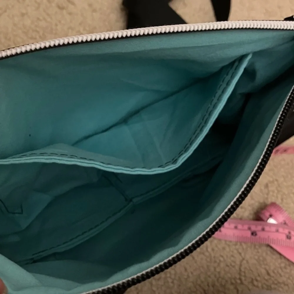 Moon and stars celestial crossbody bag, small purse, handmade, metallic, cotton - Picture 8 of 9